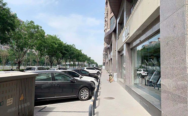 东城区 西花市南里东区15号楼105室（新景家园）底商