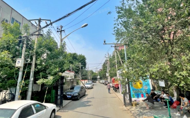 丰台区 前泥洼二区18号楼2层4-202（前泥洼小区）