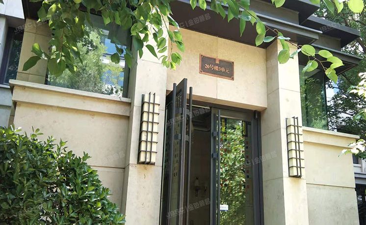 海淀区 西北旺新村东南部（Ⅱ期地块）三期（南）住宅1-19#楼2层3单元-218+2车位（西山壹号院）