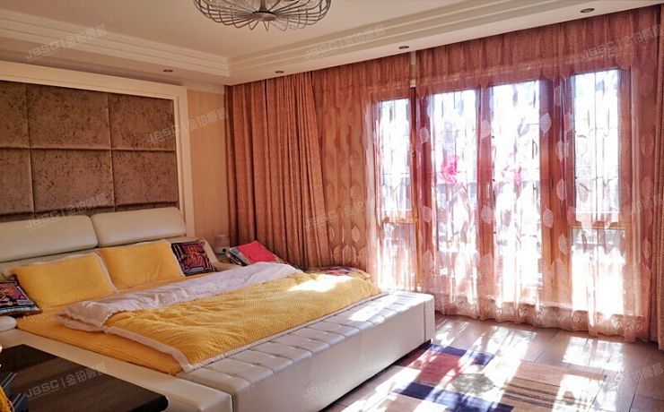 顺义区 月亮湾绿色家园一区50号楼-1至2层（蓝岸丽舍）独栋别墅