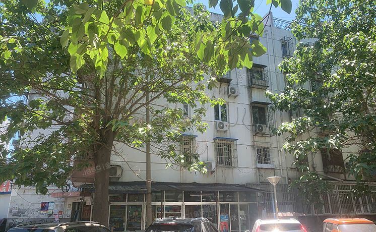 丰台区 横七条44号院4号楼4层1门404号（方南家园一期）