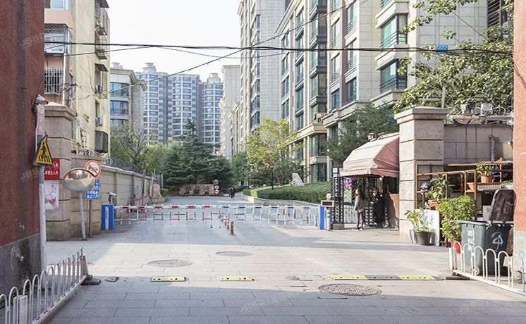 朝阳区 万红西街9号院4号楼13至14层4单元1302室（银河湾）复式