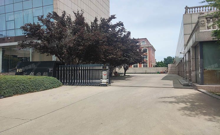 房山区 良乡长虹西路71号1至3幢  综合