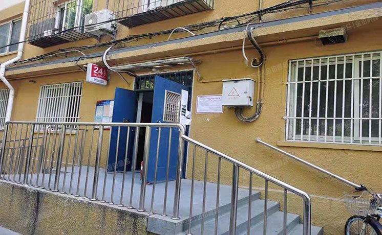 西城区 前门西大街4号楼5层②-5-511（前门西大街）