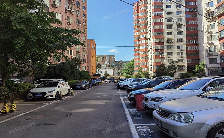 朝阳区 潘家园25号楼4层409（潘家园小区）