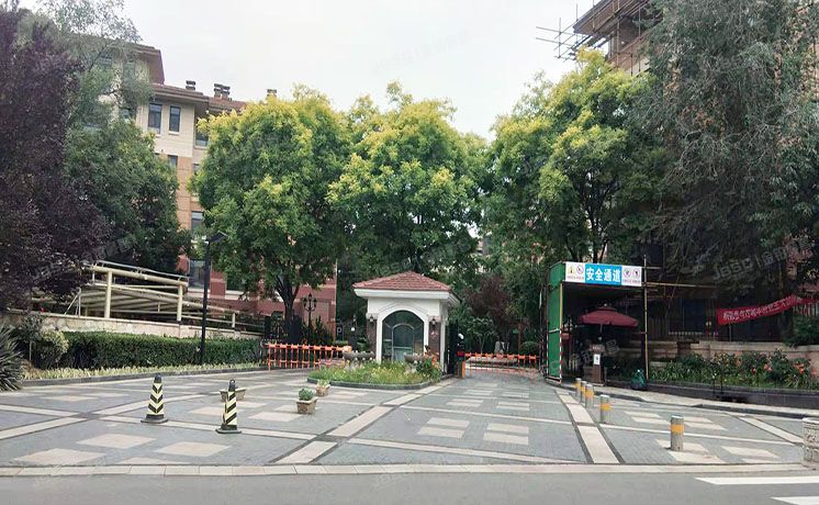 海淀区 万柳华府海园8号楼3层2单元3018（万城华府）