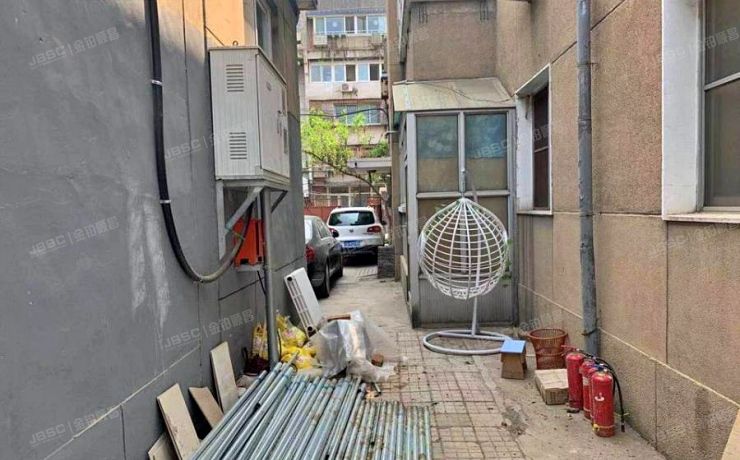 东城区 富强胡同20号楼2层201号六分之一产权份额（富强胡同）房改房