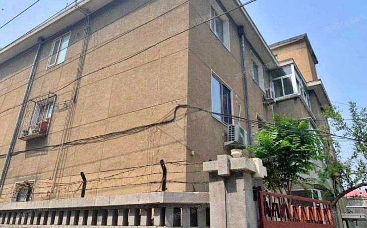 东城区 富强胡同20号楼2层201号六分之一产权份额（富强胡同）房改房