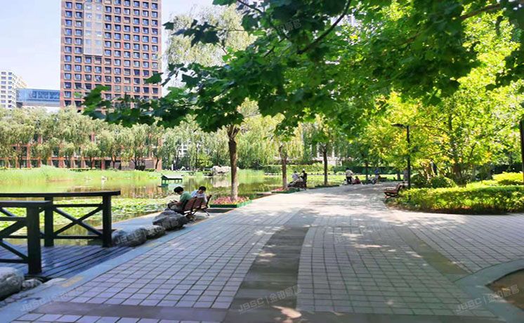 东城区 香河园街1号院2号楼1层108号（万国城MOMA）