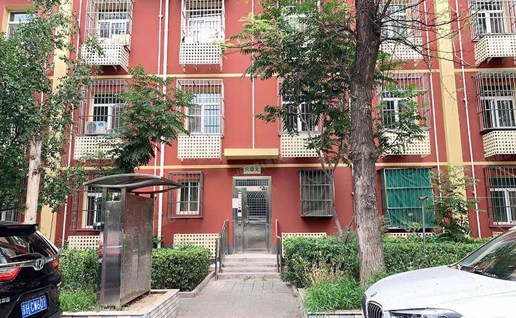 东城区 兴化东里5号楼3层6单元302号（25%）（化工大院社区）房改房