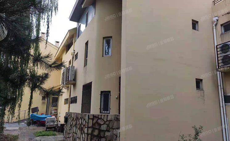 怀柔区 庙城镇庙城村422号玉衡坊17号楼-1至2层（龙山新新小镇）别墅