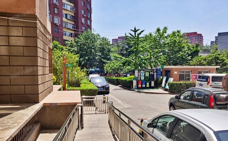 海淀区 定慧东里3号楼6层1门601（定慧东里）房改房