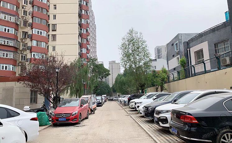 朝阳区 八里庄北里113号楼4层402（八里庄北里）房改房