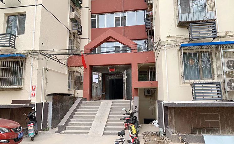 朝阳区 八里庄北里113号楼4层402（八里庄北里）房改房