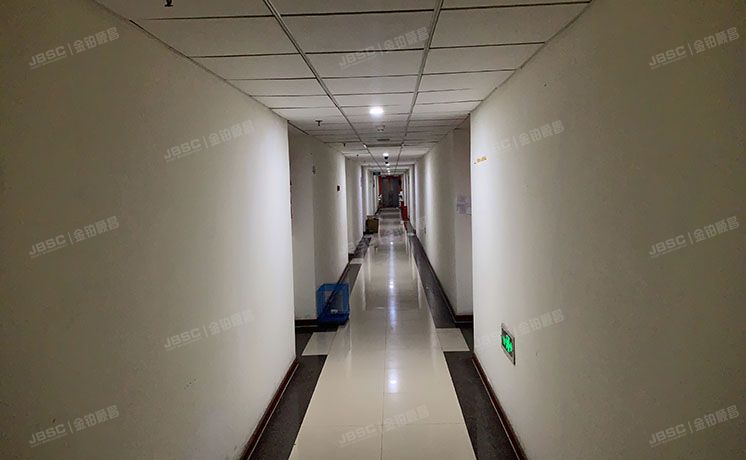 经济技术开发区 荣华南路16号1幢4层A座402（中冀斯巴鲁大厦）商业