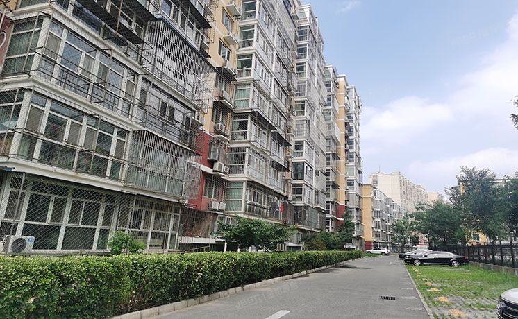 顺义区 石园北区77号楼2层四单元201（广厦鑫苑）