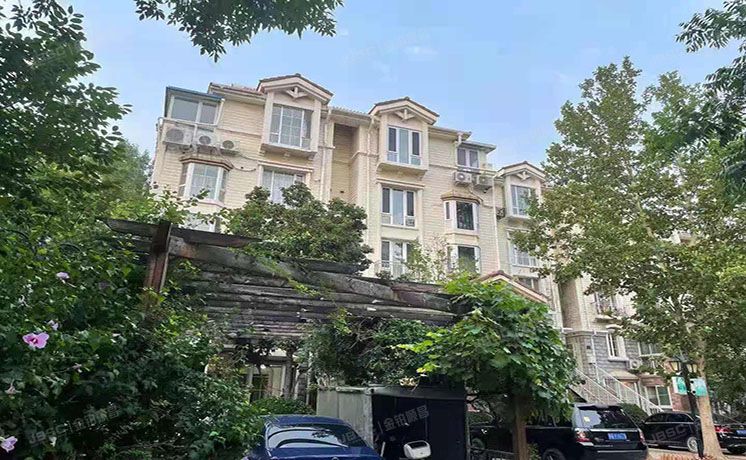 朝阳区 红军营东路18号院3号楼1至2层325号（时代庄园）别墅