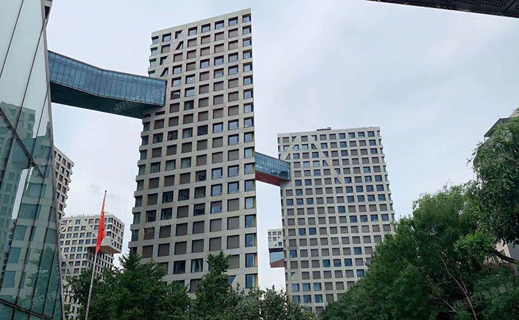 东城区 香河园街1号院北区5号楼5层601号（万国城MOMA）