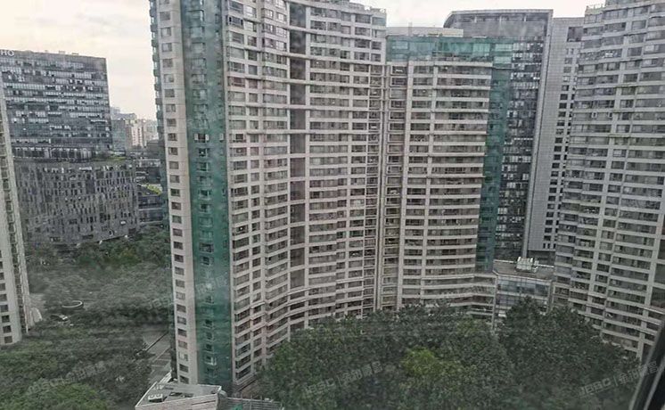 朝阳区 朝外大街6号10号楼22层2701（新城国际）公寓