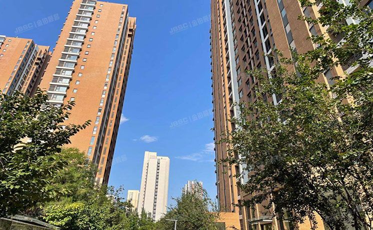 昌平区 龙域中路5号院11号楼25层2单元2501号（金域华府）