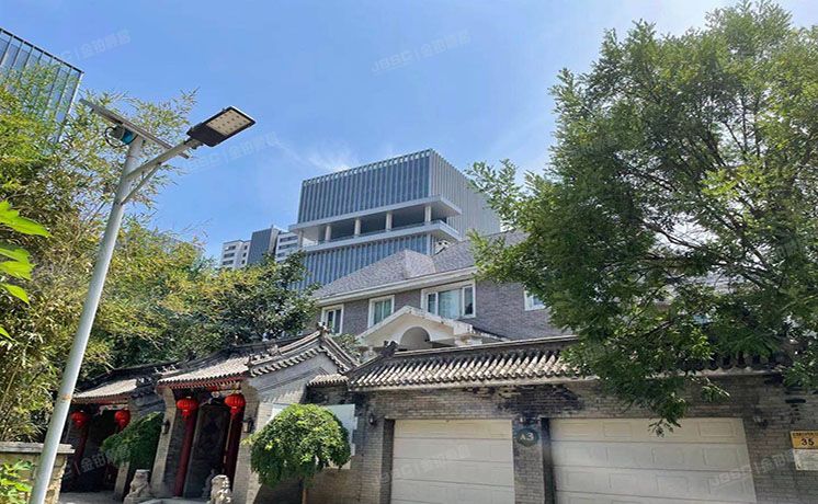 昌平区 北七家镇鲁疃村西北达华庄园A幢3号-1-3（达华庄园）别墅