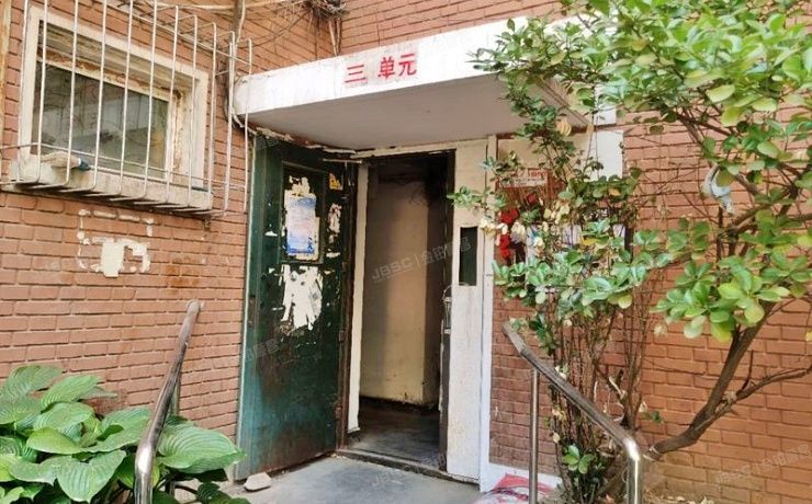 朝阳区 华威西里20号楼4层3门403（华威西里）