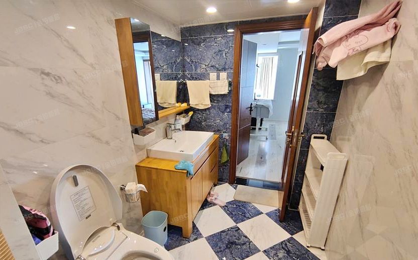 朝阳区 东三环北路戊2号A座17层200D号（国际港）