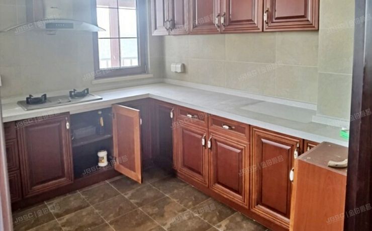 顺义区 阿凯笛亚庄园8号楼-1至2层807号（阿凯笛亚庄园）别墅