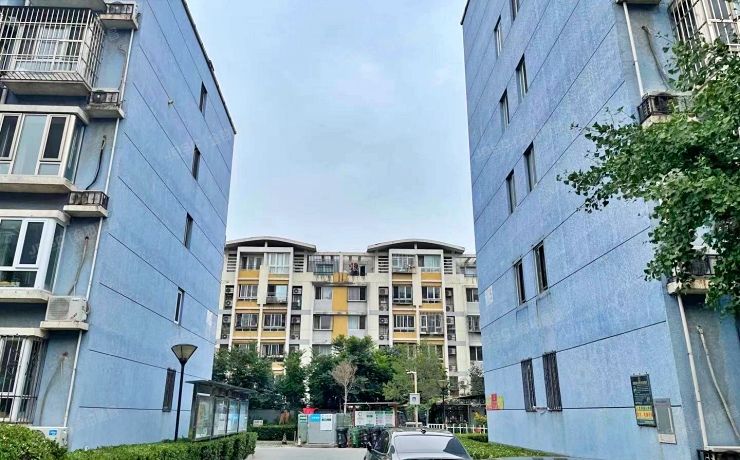 昌平区 文华东路30号5幢4层4单元401室（良庄家园）