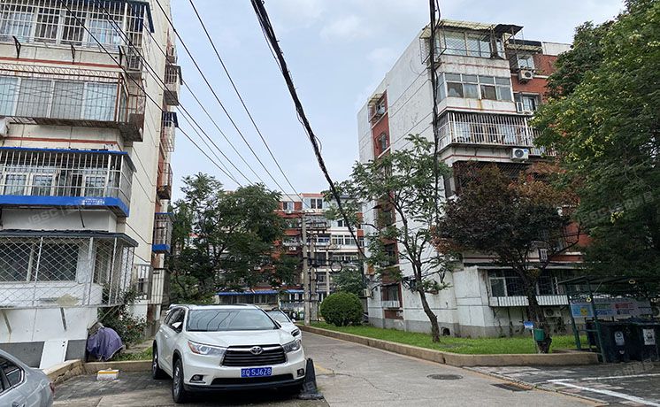 朝阳区 花家地8号楼3层4-302（花家地小区）