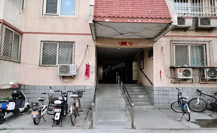 朝阳区 潘家园东里8号楼1410号（潘家园东里）