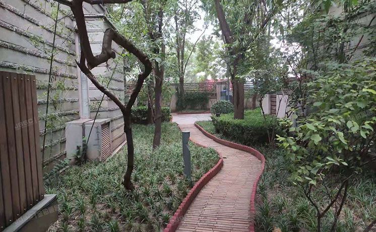 顺义区 龙湾别墅10号楼-1至2层2单元2-102