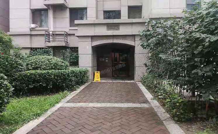 门头沟区 石龙南路3号院5号楼7层3单元702（丽景长安）