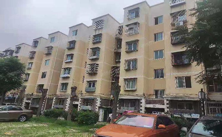 房山区 良乡地区一万米家园3号楼1层4-102（一万米家园）