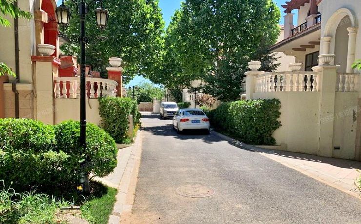 大兴区 隆华大街55号院70号楼-1至2层01（龙熙瓦德拉玛庄园）独栋