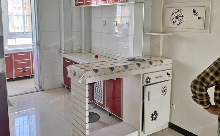 延庆区 延庆镇妫水南街35号院1号楼4层7单元708号（妫河丽景）