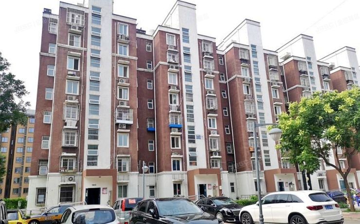 怀柔区 乐园西大街16号院11号楼8层5单元801（育龙铭居）经适房