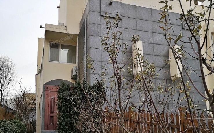 顺义区 澳景园二区22号楼-1至3层01（澳景园）别墅