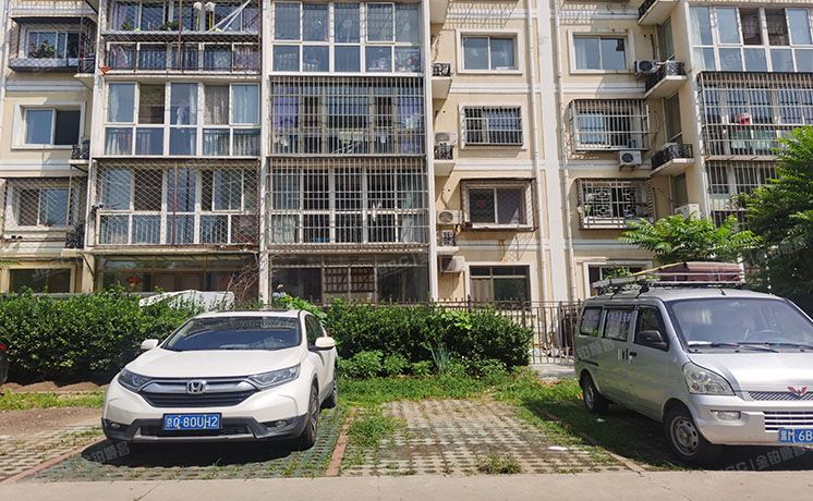 顺义区 港馨家园46号楼1层四单元101（港馨家园西区）