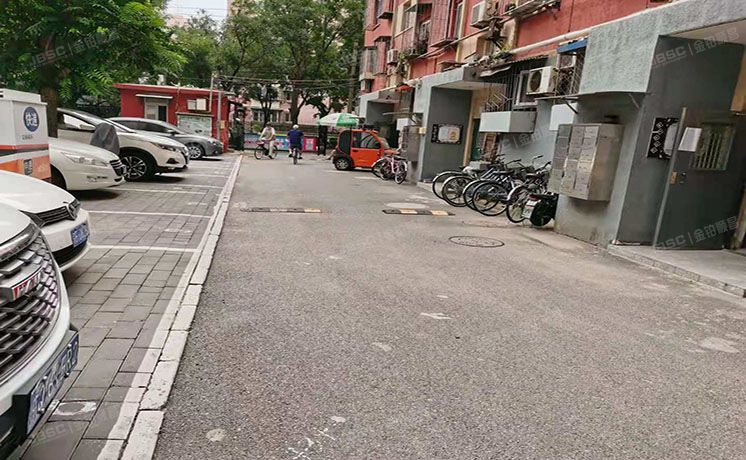 朝阳区 潘家园南里2号楼5层1单元503（潘家园南里）