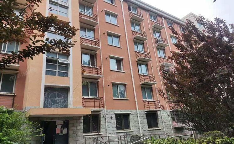 房山区 汇丰街4号院7号2层2单元201（世界名园）