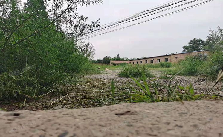 大兴区 青云店镇垡上村1-23号房产及国有土地使用权  办公