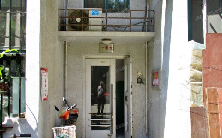 房山区 窦店镇腾龙家园一区13号楼2层1单元201（腾龙家园一区）