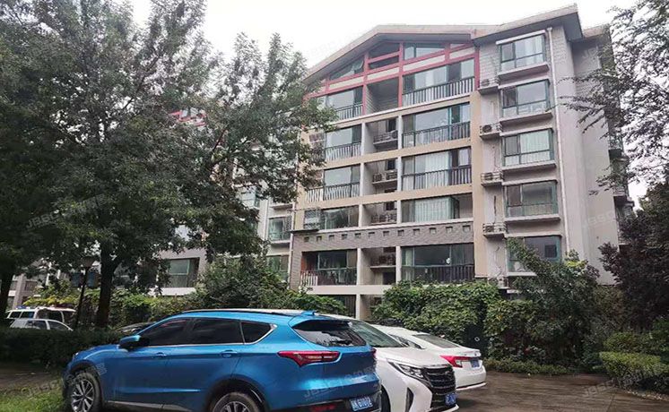 房山区 窦店镇腾龙家园一区13号楼2层1单元201（腾龙家园一区）