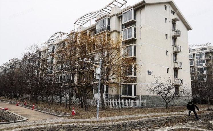 房山区 世界名园13号楼2单元402