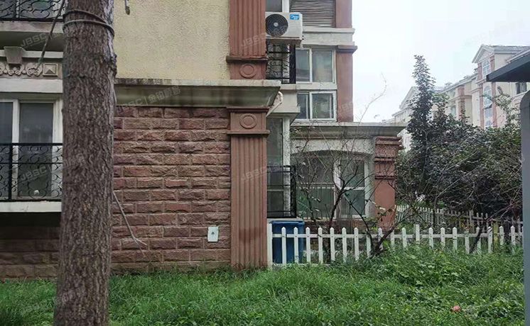 房山区 汇丰街4号院13号1层5单元102（世界名园）