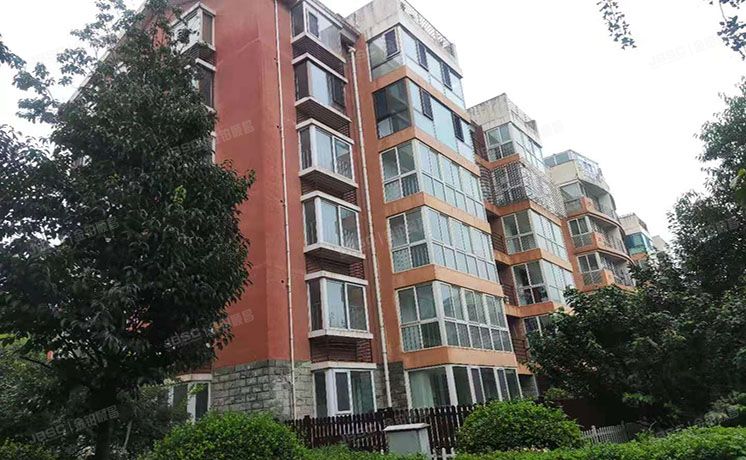 房山区 汇丰街4号院7号4层1单元402室（世界名园）