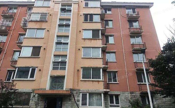 房山区 汇丰街4号院7号4层1单元402室（世界名园）