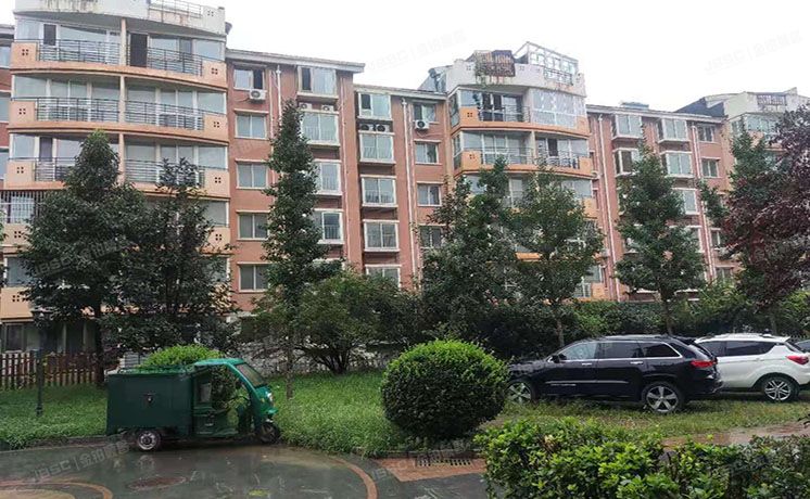 房山区 汇丰街4号院7号4层1单元402室（世界名园）