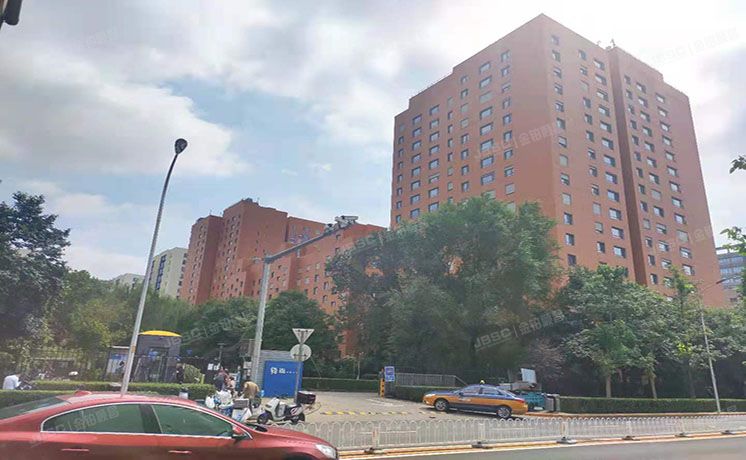 海淀区 万柳锋尚名居5号楼1层1单元101（锋尚国际公寓）